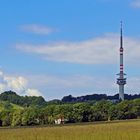 Der Sendeturm der unter dem Namen "Bukova hora" den Wanderern ...