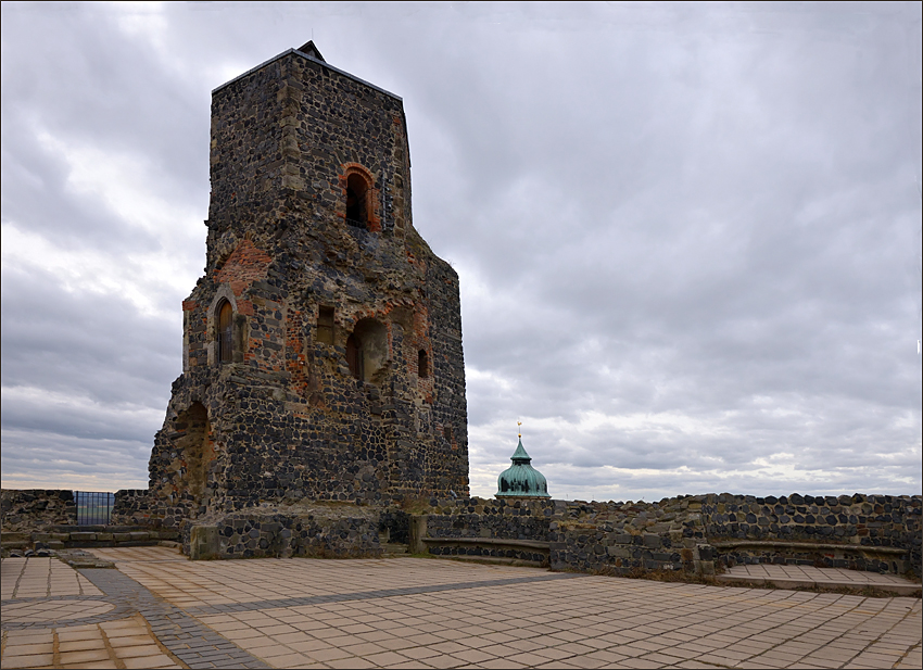 Der Siebenspitzenturm ...,