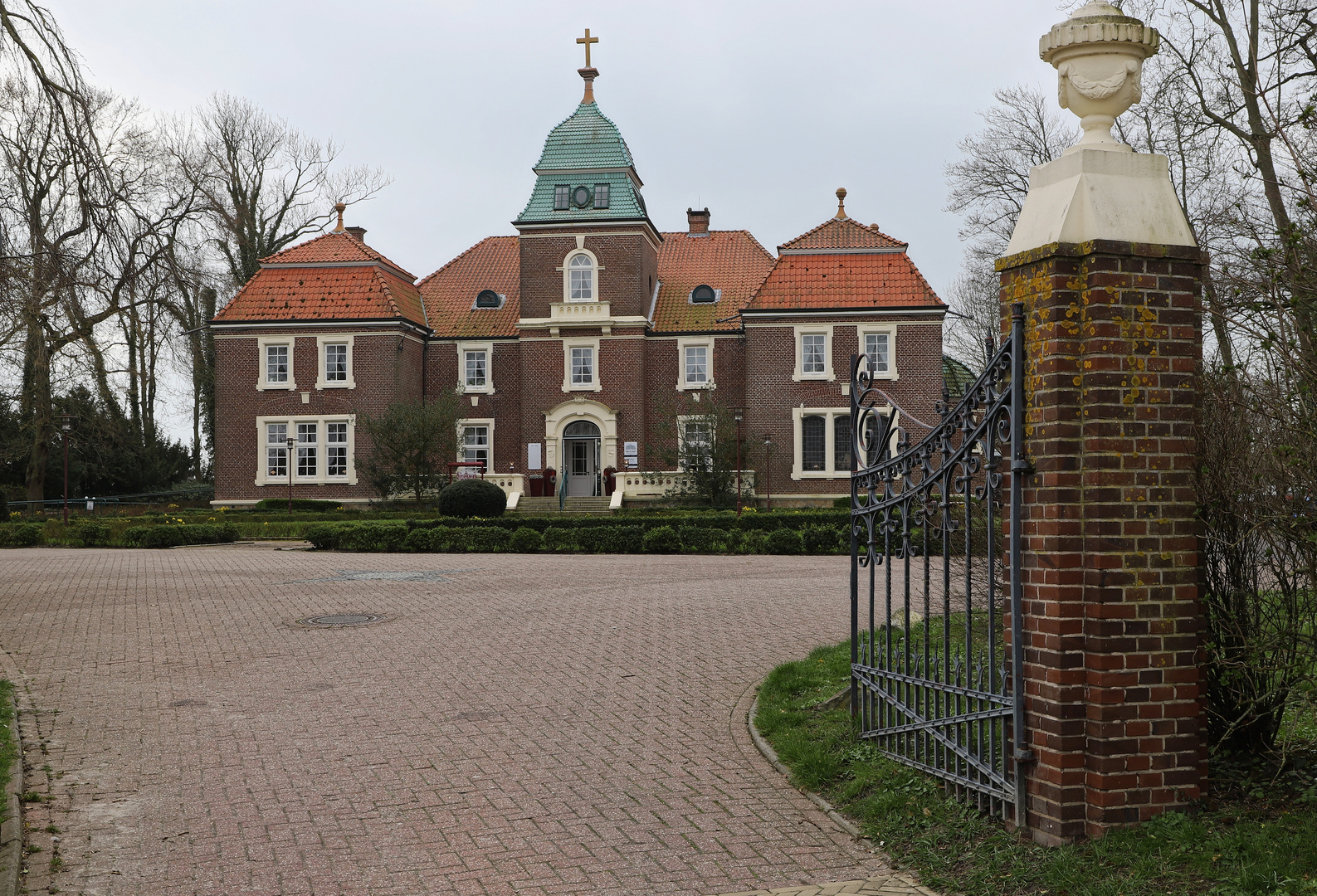 Der Sielhof in Neuharlingersiel (2019_03_21_EOS 6D Mark II_0802_ji)