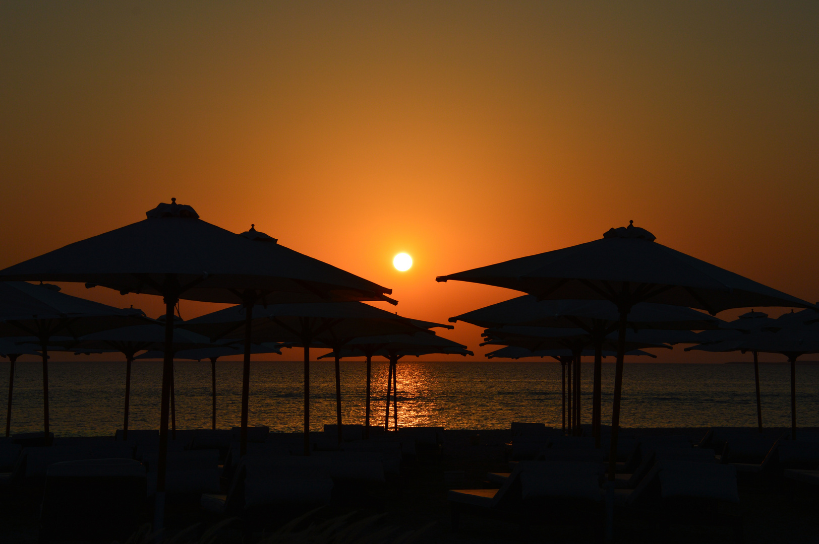 Der Sonnenaufgang In Agypten Foto Bild Sonnenaufgange Himmel Universum Landschaft Bilder Auf Fotocommunity