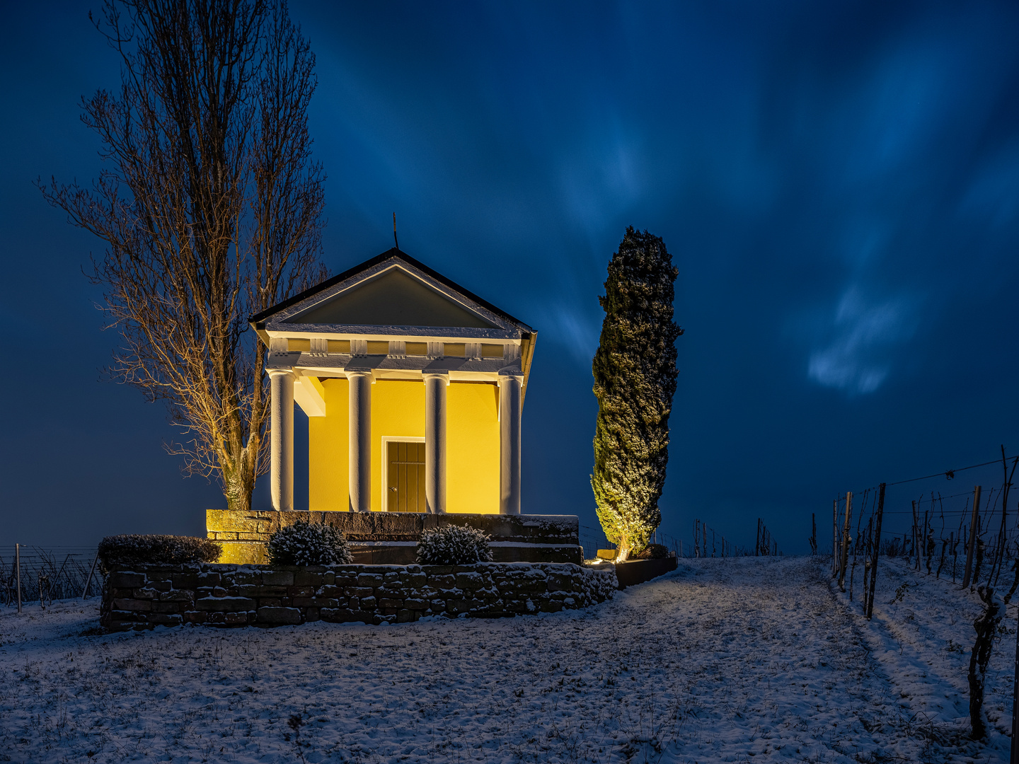 Der Sonnentempel im Schnee