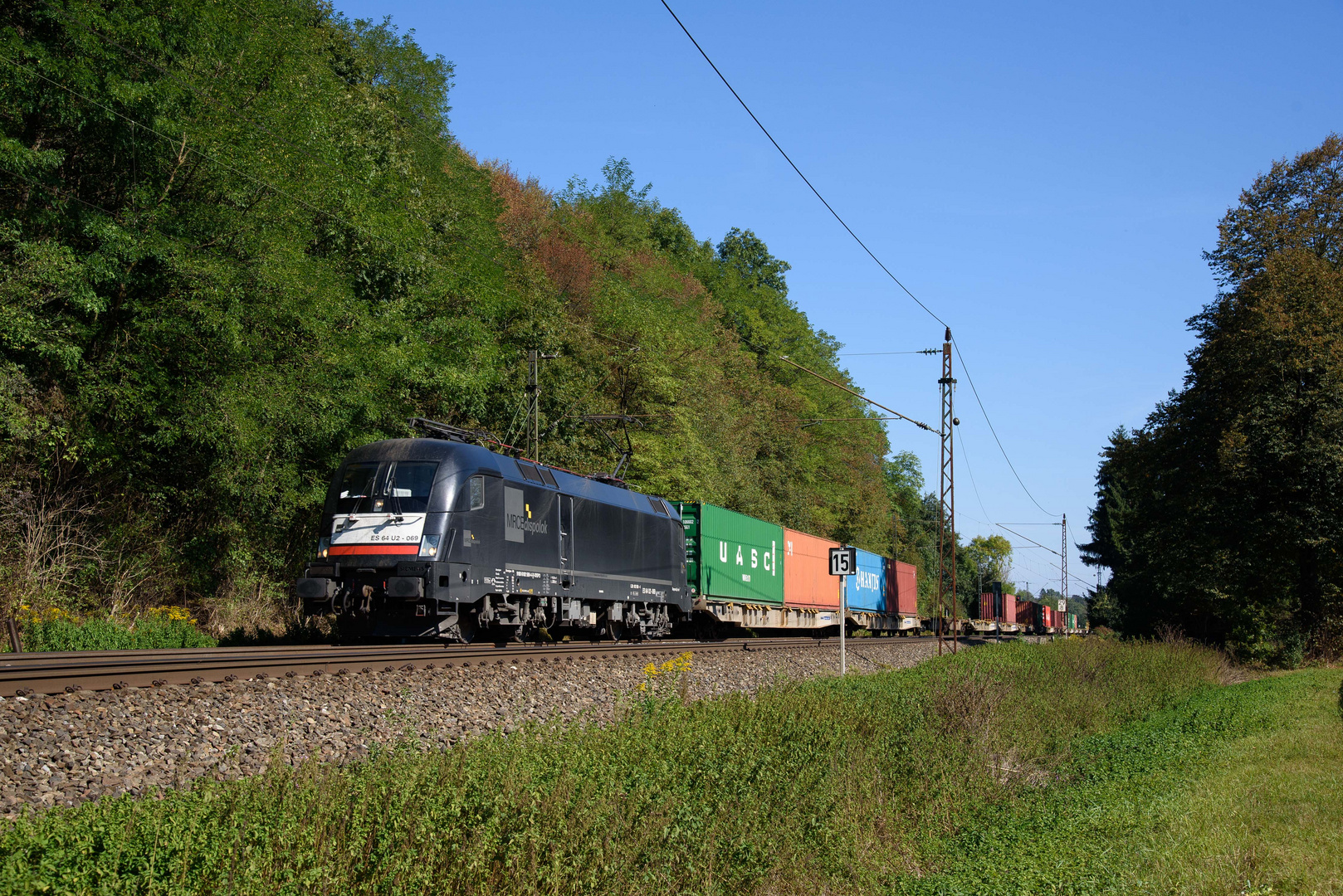 Der sonntägliche BoxXpress mal wieder mit schwarzem Stier in Form von