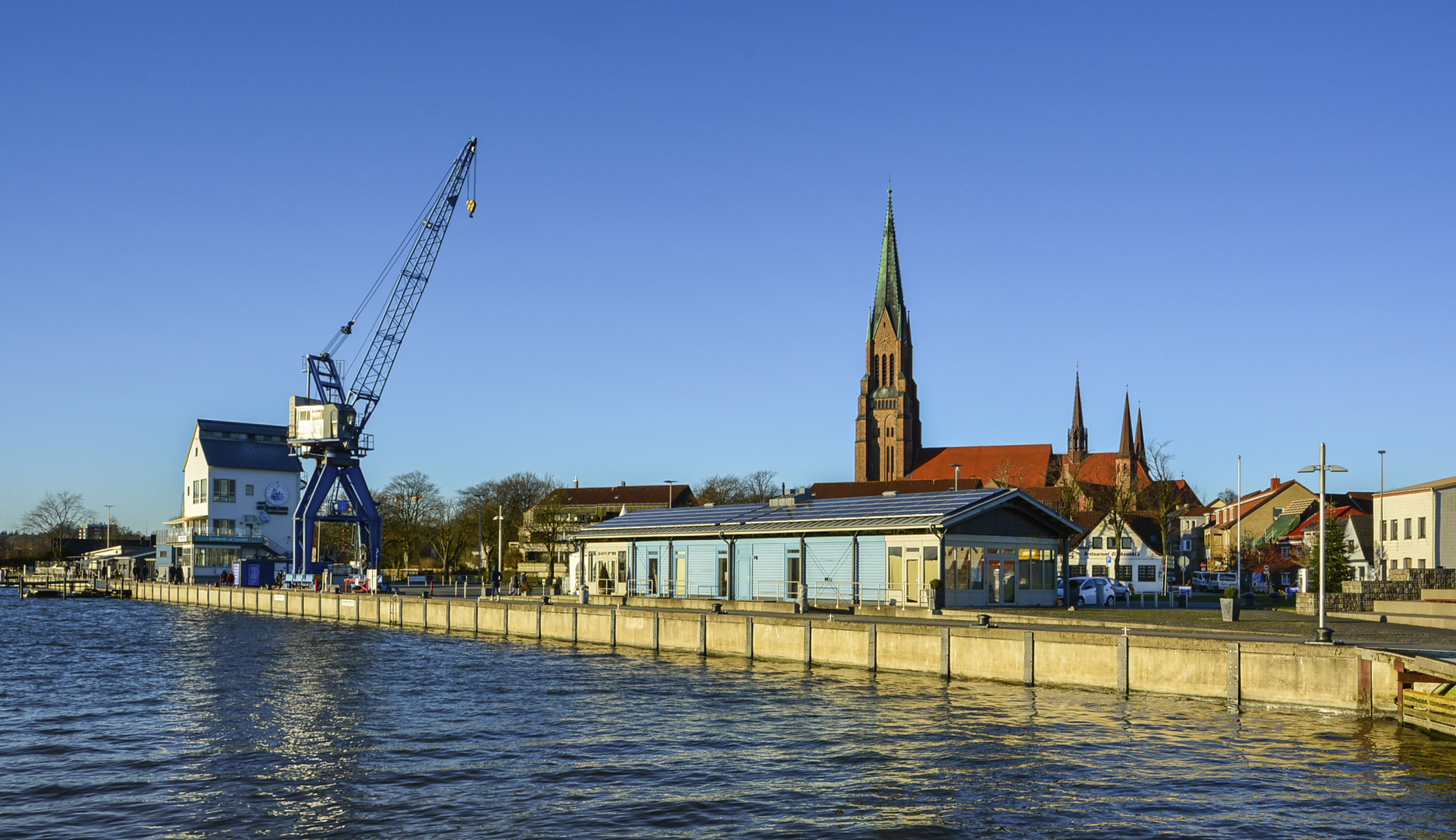 Der Stadthafen