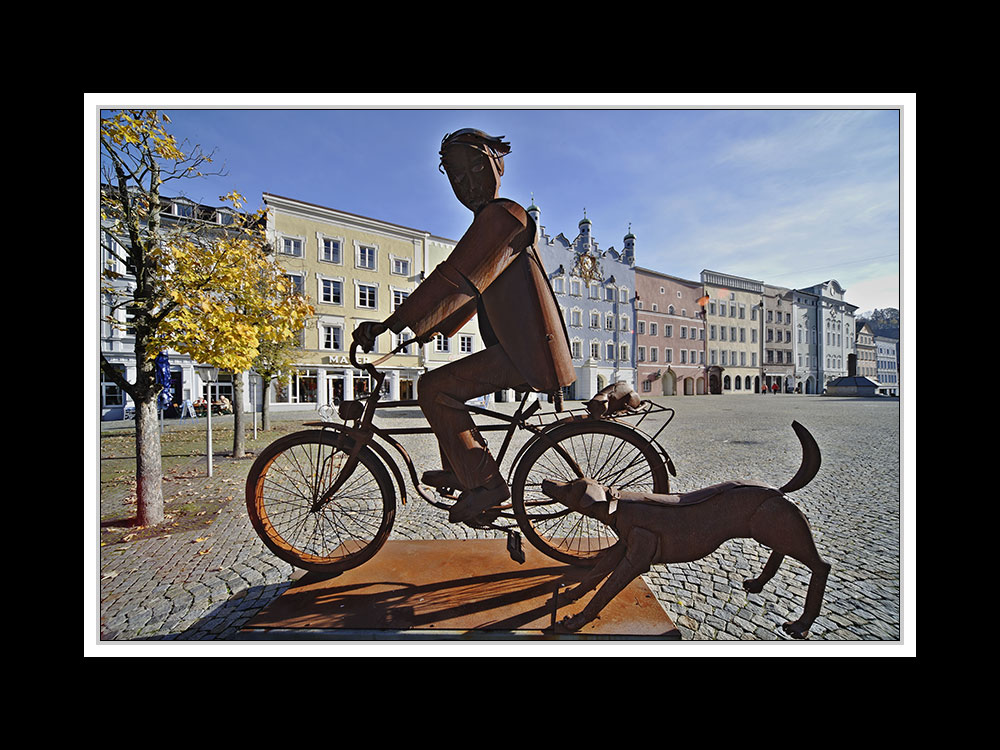 Der Stadtplatz im Herbst