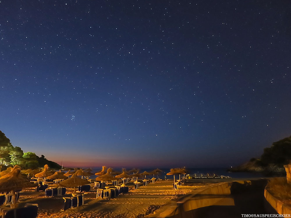 Der Sternenhimmel in der Bucht von Font de sa Cala