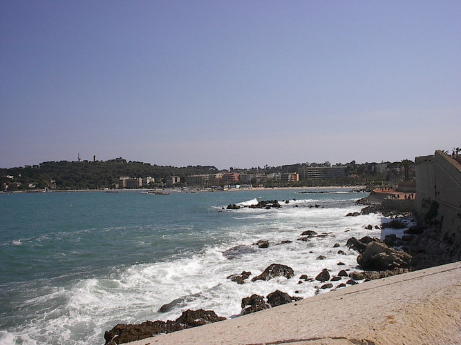 Der Strand von Antibes(Frankreich am Mittelmeer)