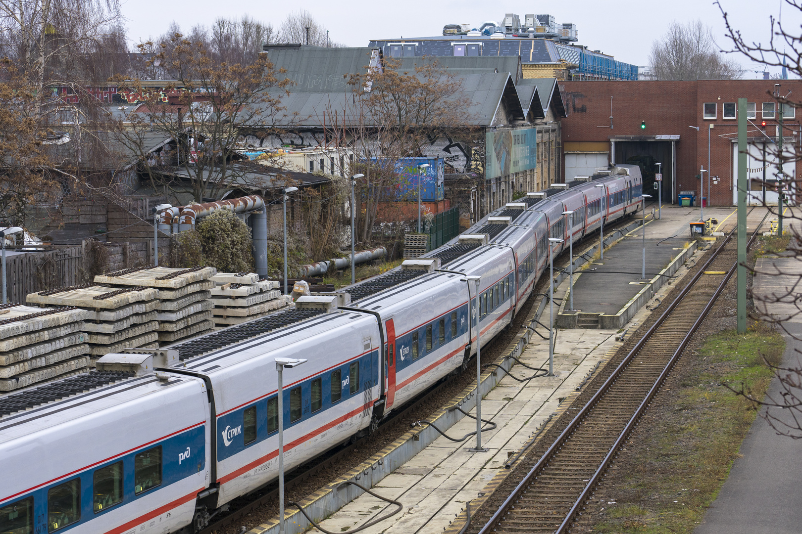 Der "STRIZH"- "MAUERSEGLER" der RZD