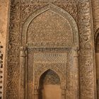 Der Stuckmihrab (Gebetsnische) des Oldjaitu...