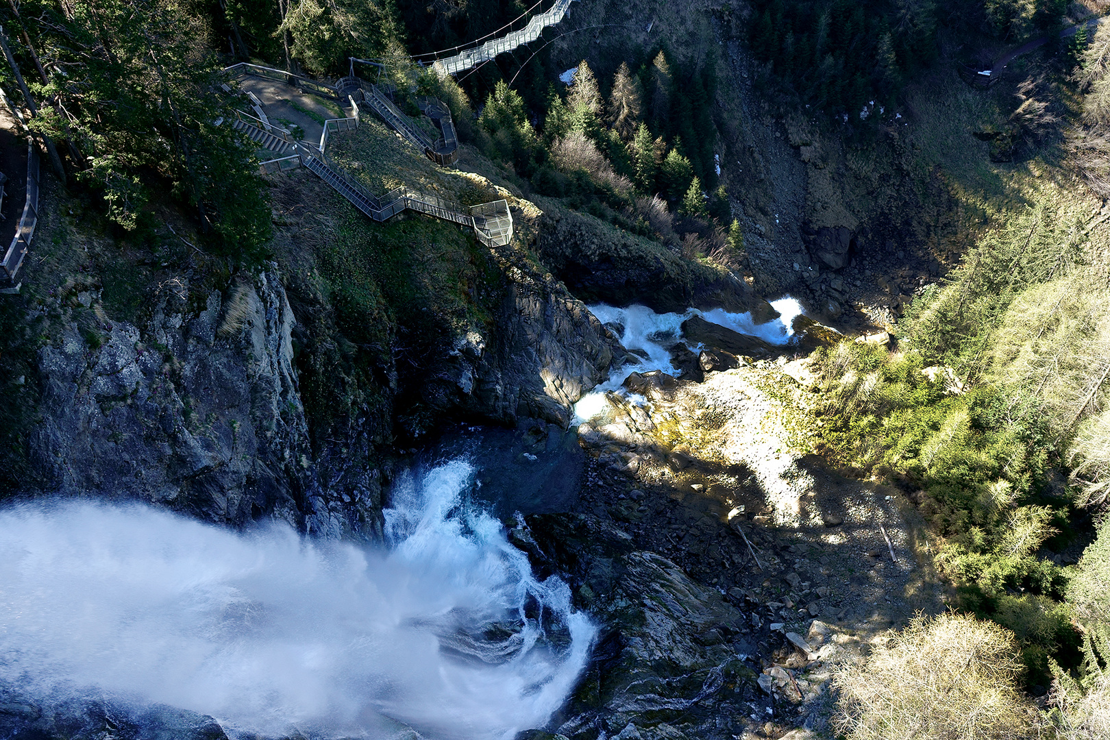 der Stuibenfall mit den Aussichtsplattformen