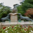 Der Sturm malte den Durstbrunnen neu