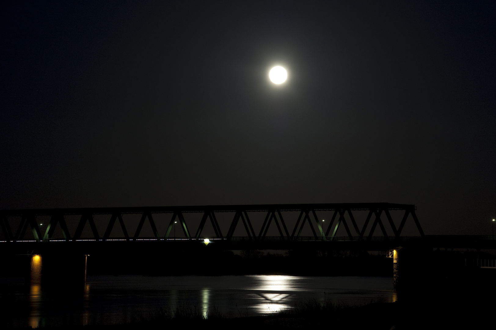 Der Super-Vollmond 19-3-2011