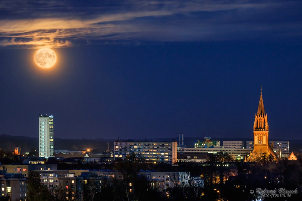 Der Supermond über Neubrandenburg