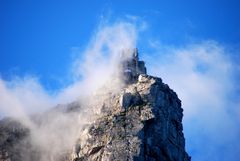 Der Tafelberg im Nebel