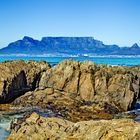 Der Tafelberg und Kapstadt mal ohne Wolken.