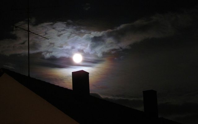Der Tag, an dem der Mond in den Kamin fiel