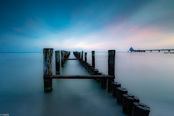 ——— der Tag bricht an ———