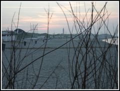 Der Tag geht am Strand von DeCocksdorp