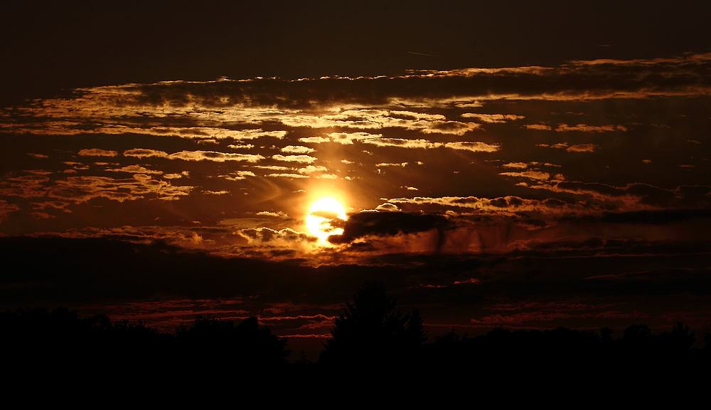 Der Tag geht und die Nacht kommt!