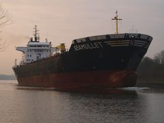 Der Tanker SEAMULLET auf dem Nord-Ostsee-Kanal