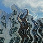 Der Tanz der Gehry-Bauten :-))