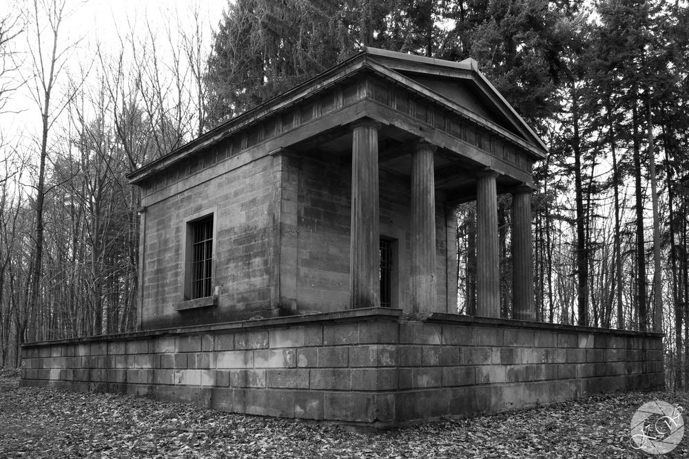 Der Tempel im Wald