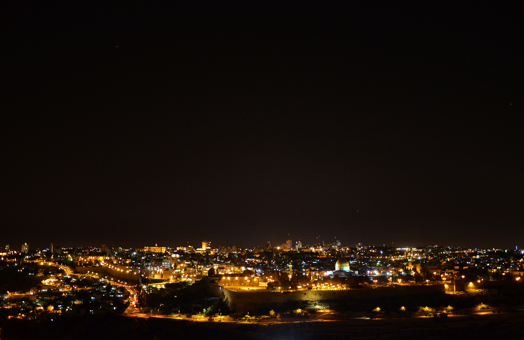 Der Tempelberg bei Nacht