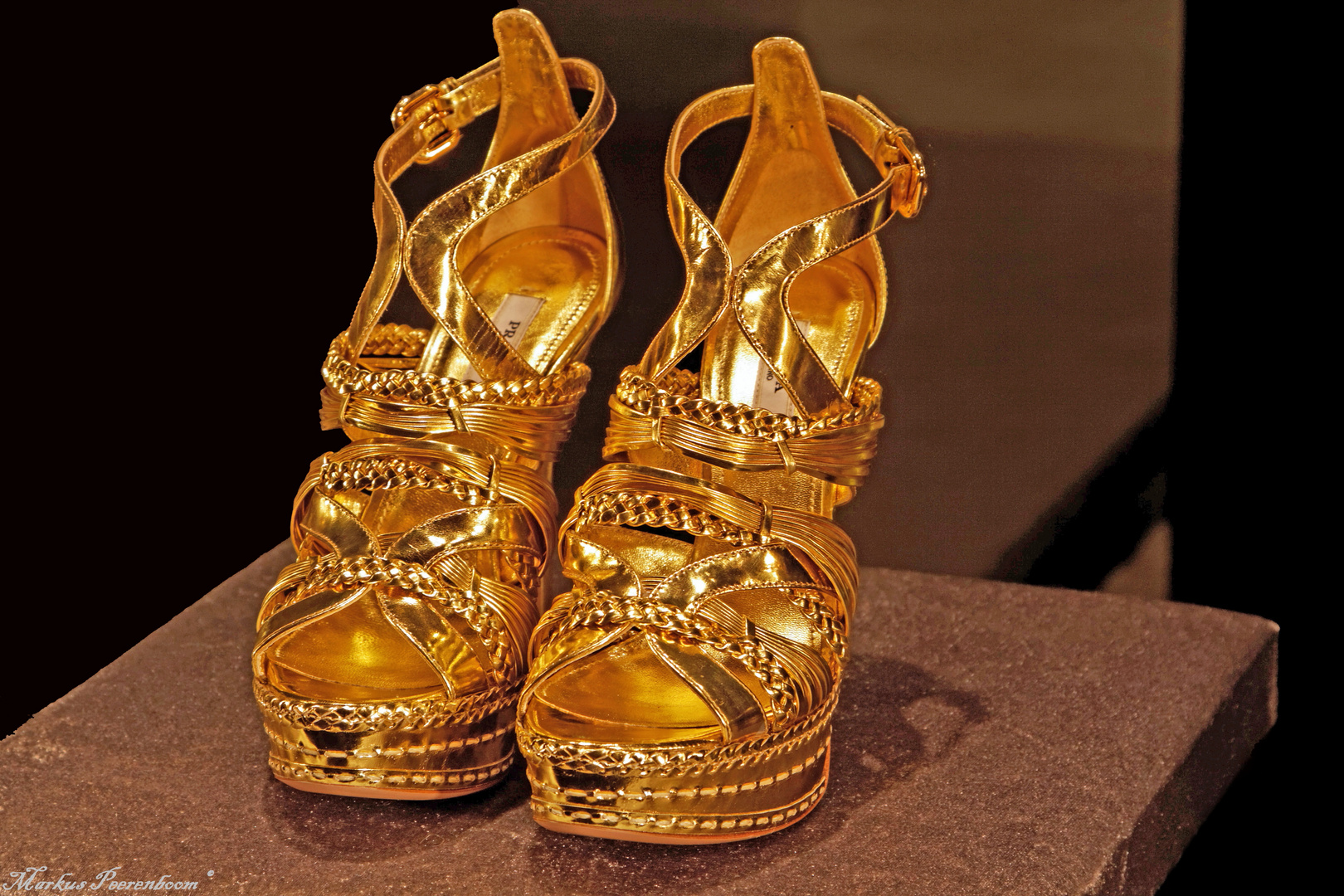 Der Teufel trägt.... Foto & Bild stillleben, auslagen, düsseldorf