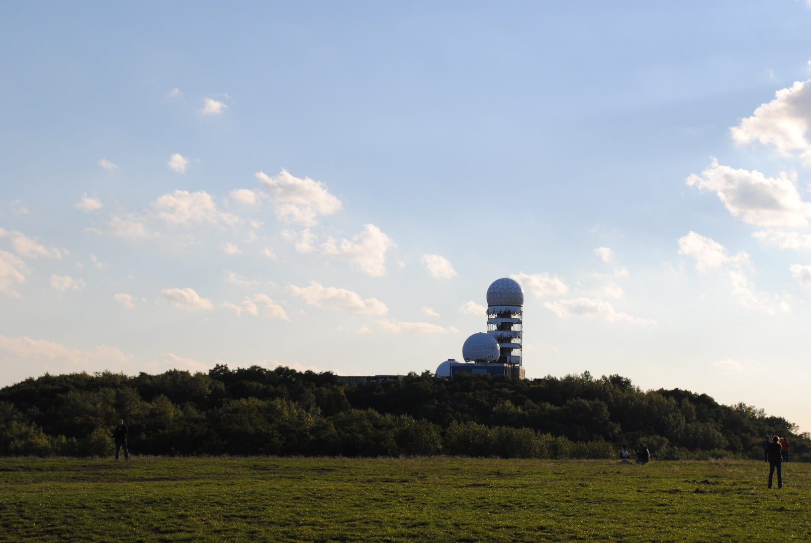 Der Teufelsberg im Grunewald mit dem hinterlassenschaft der Amerikaner