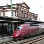 Der Thalys rauscht an Düren vorbei