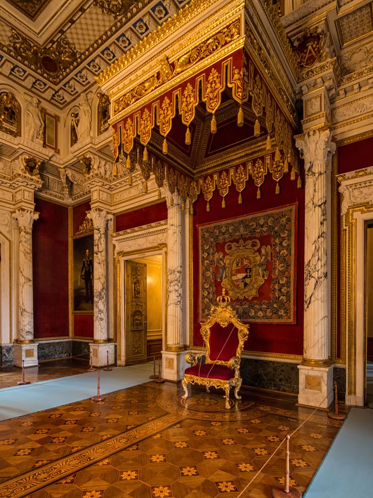 Der Thron Foto & Bild architektur, deutschland, europe Bilder auf