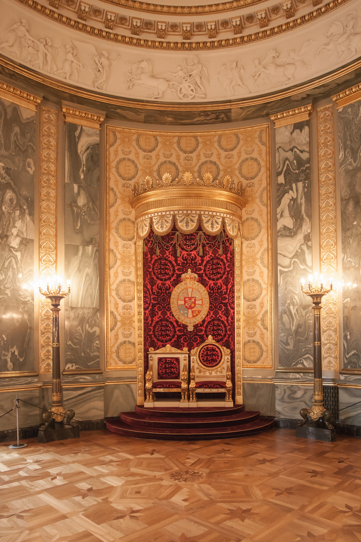 Der Thronsaal im königlichen Schloss