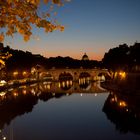 der Tiber bei Nacht - Blick auf den Petersdom