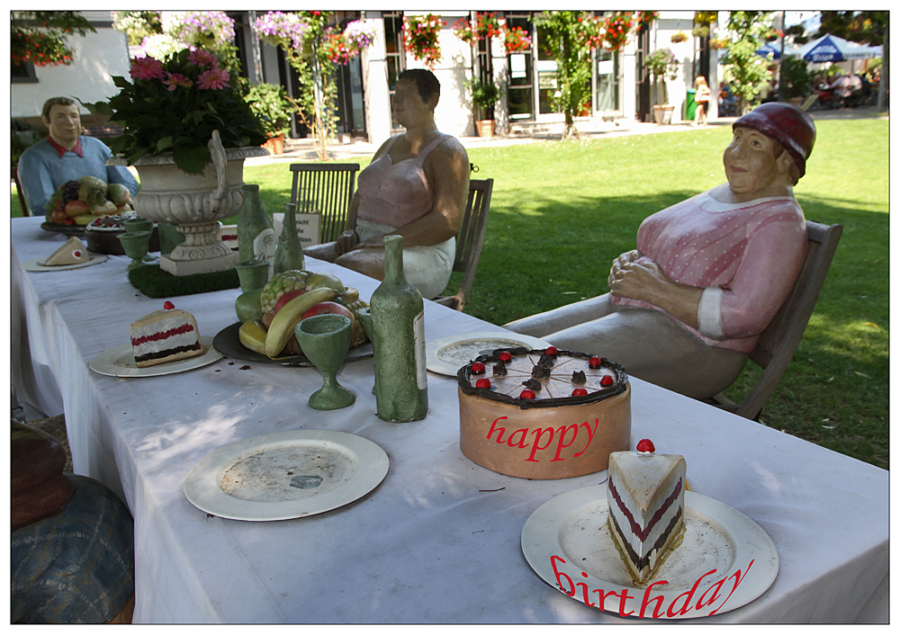 der tisch ist gedeckt...)) Foto & Bild gratulation und feiertage