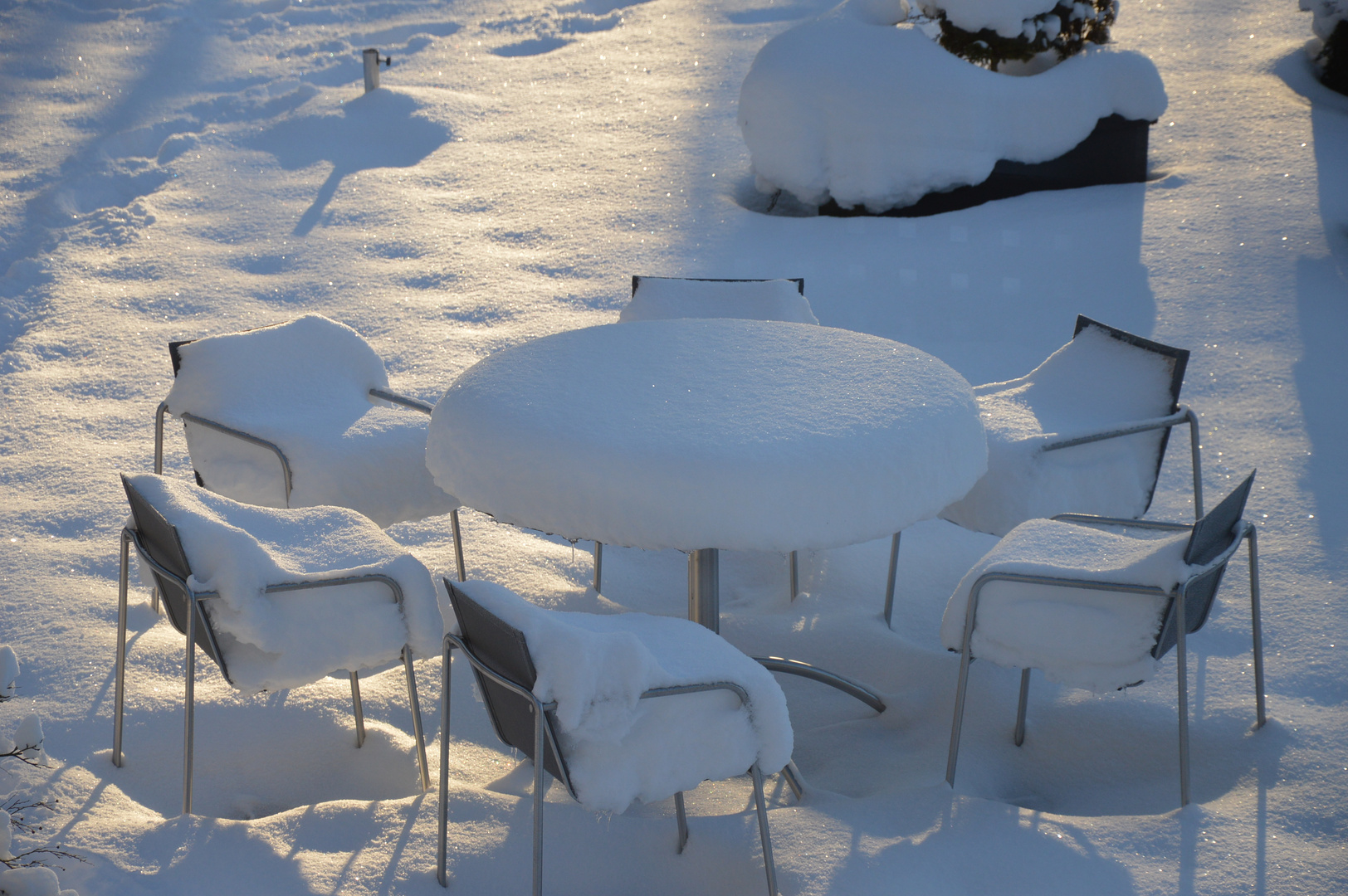 Der Tisch ist gedeckt-kein Platz mehr