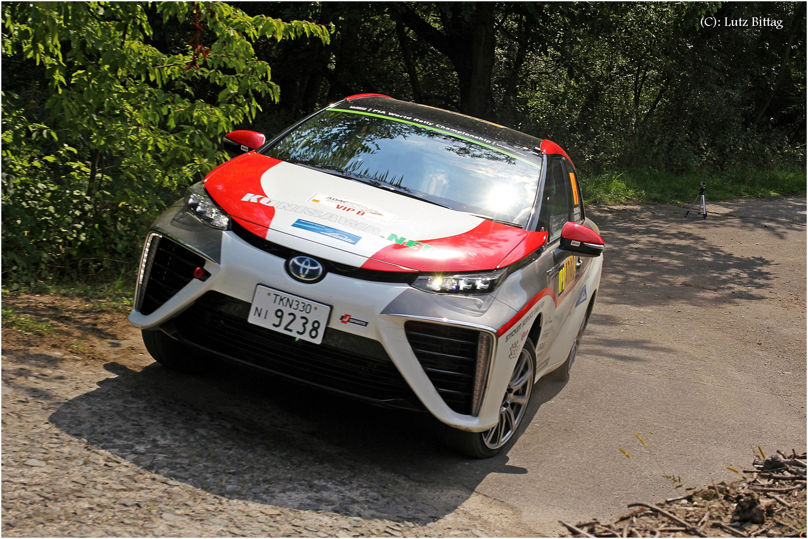 Der Toyota Mirai fährt mit Wasserstoff