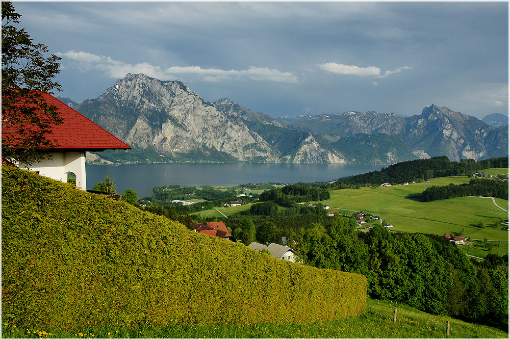 Der Traunstein mit seinem See