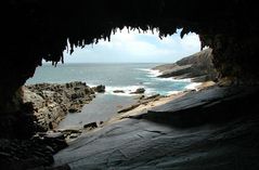 Der tropfsteinbehangene Bogen des Admiral Arch