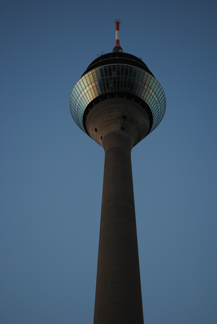 der turm 2