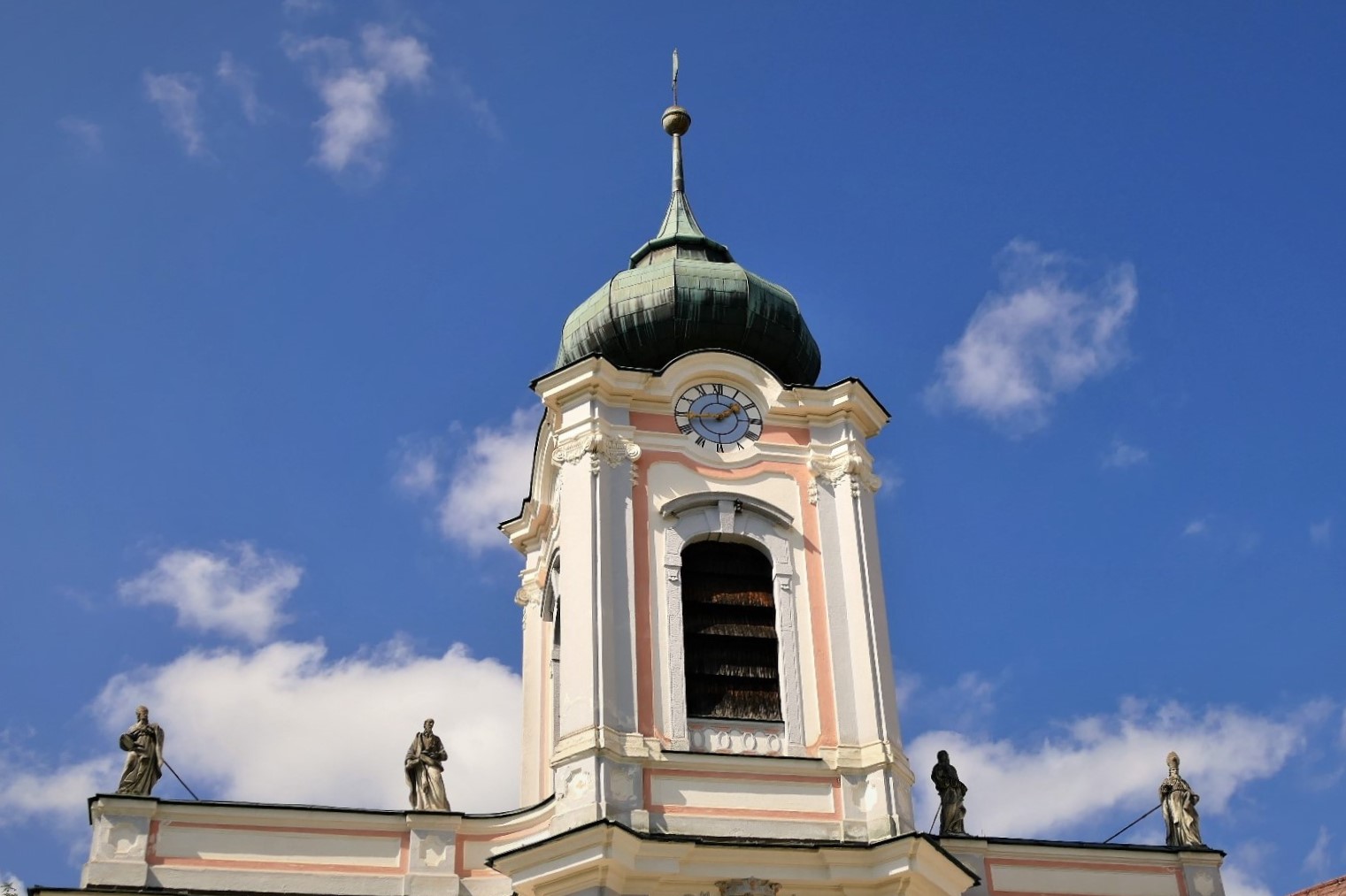 Der Turm der Wallfahrtskirche Mariahilfberg