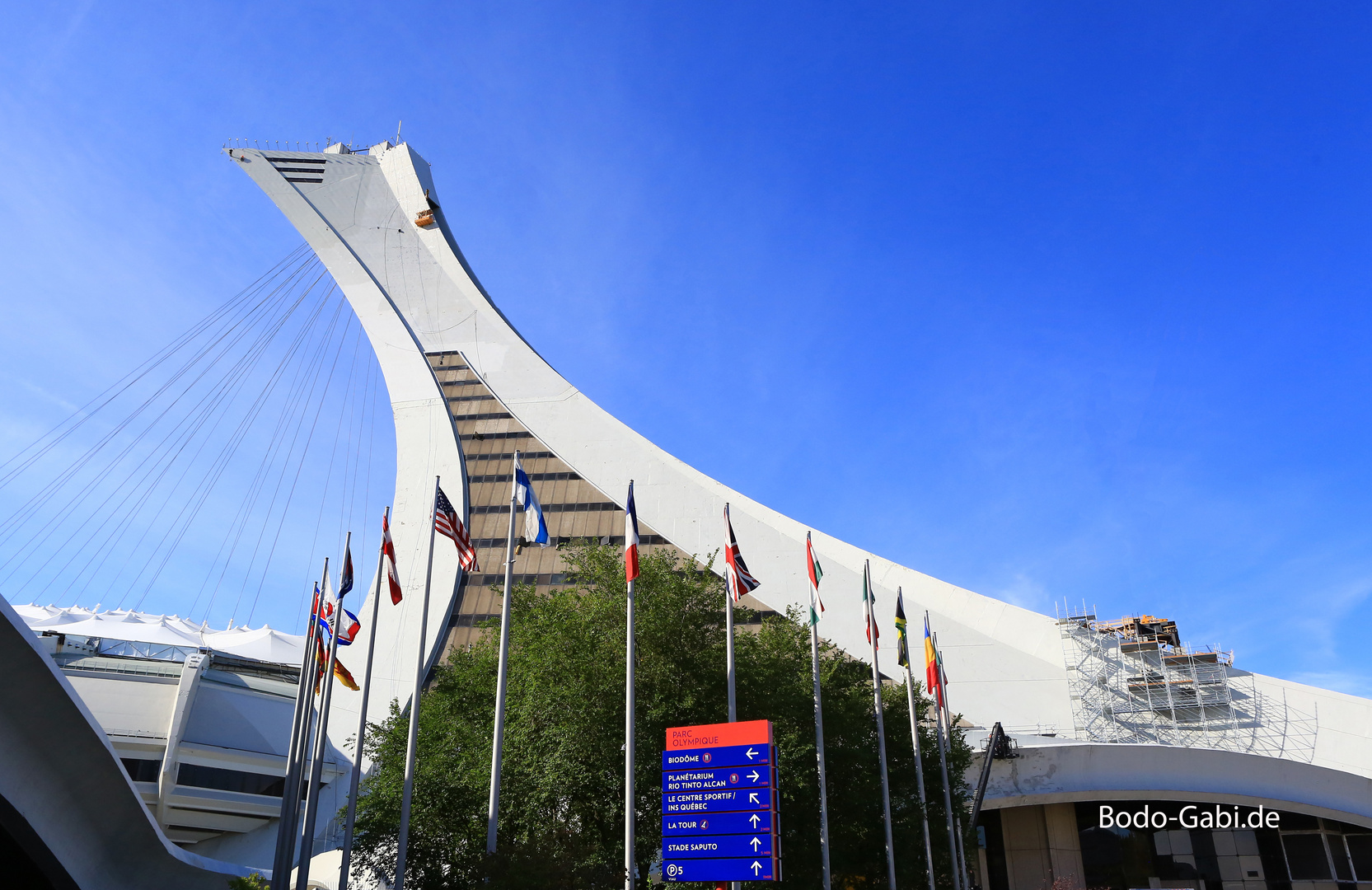 Der Turm des Olympiastadions in Montreal