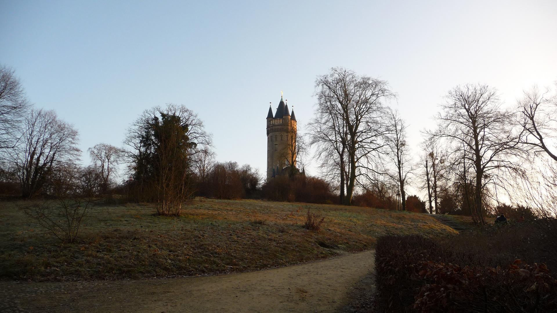 Der Turm