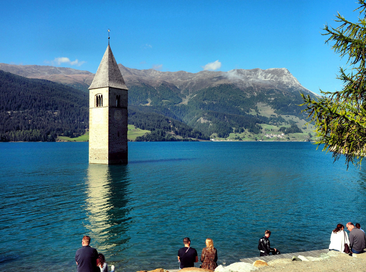 Der Turm im Wasser