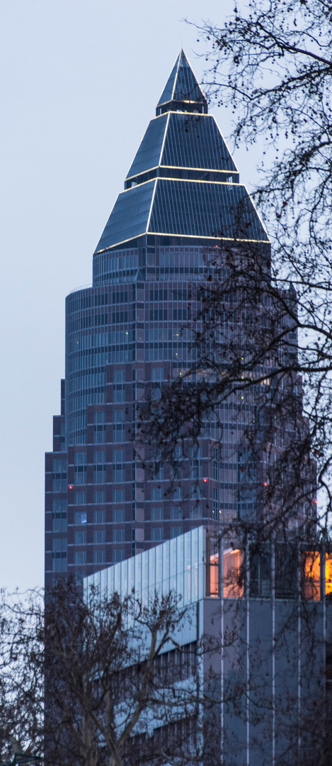 Der Turm in der Frankfurter Skyline