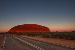 Der Uluru erwacht