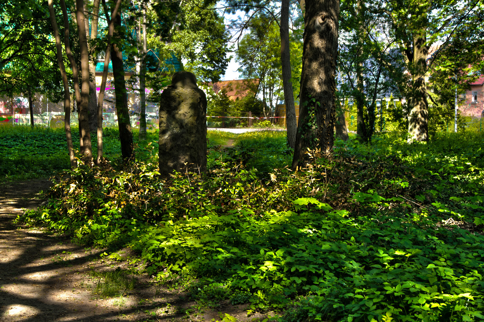 Der vergessene Friedhof von Markendorf (4)