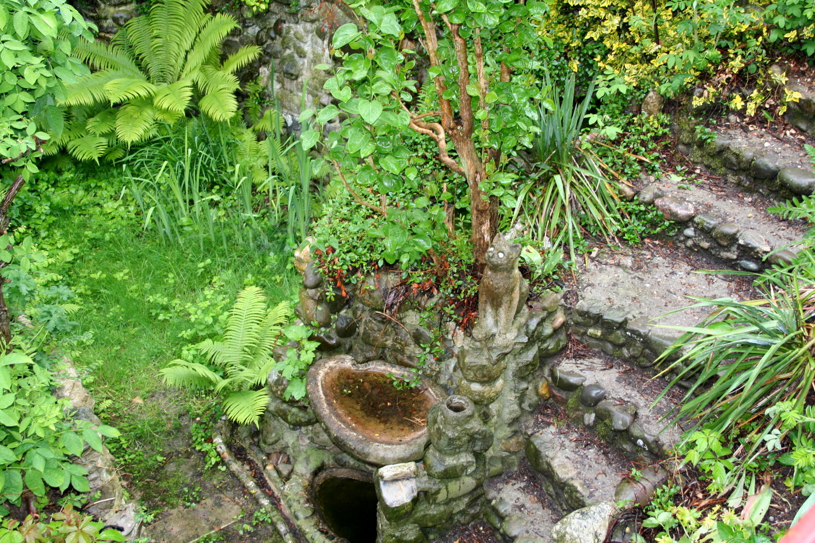 Der verwunschene Garten - Wasserlauf