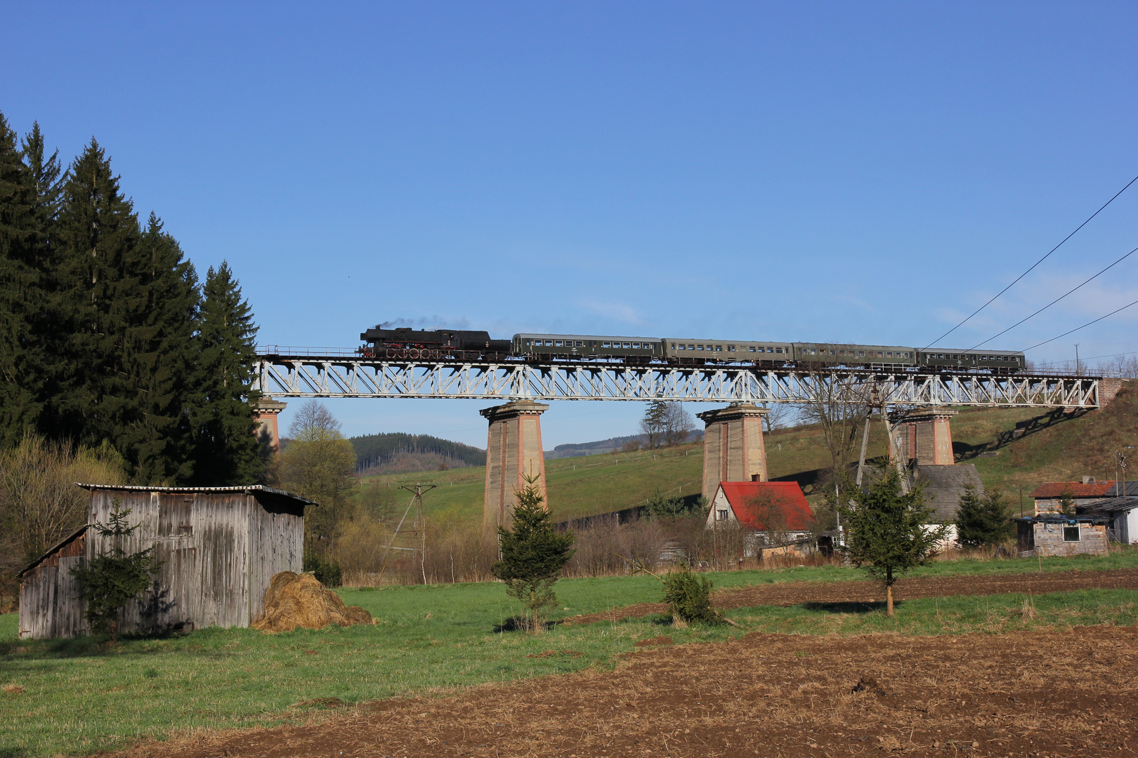 Der Viadukt von unten