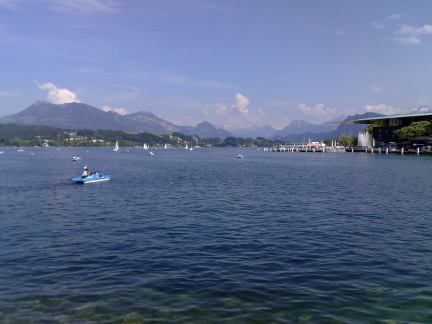 Der Vierwaldstätter See von Luzern aus gesehen