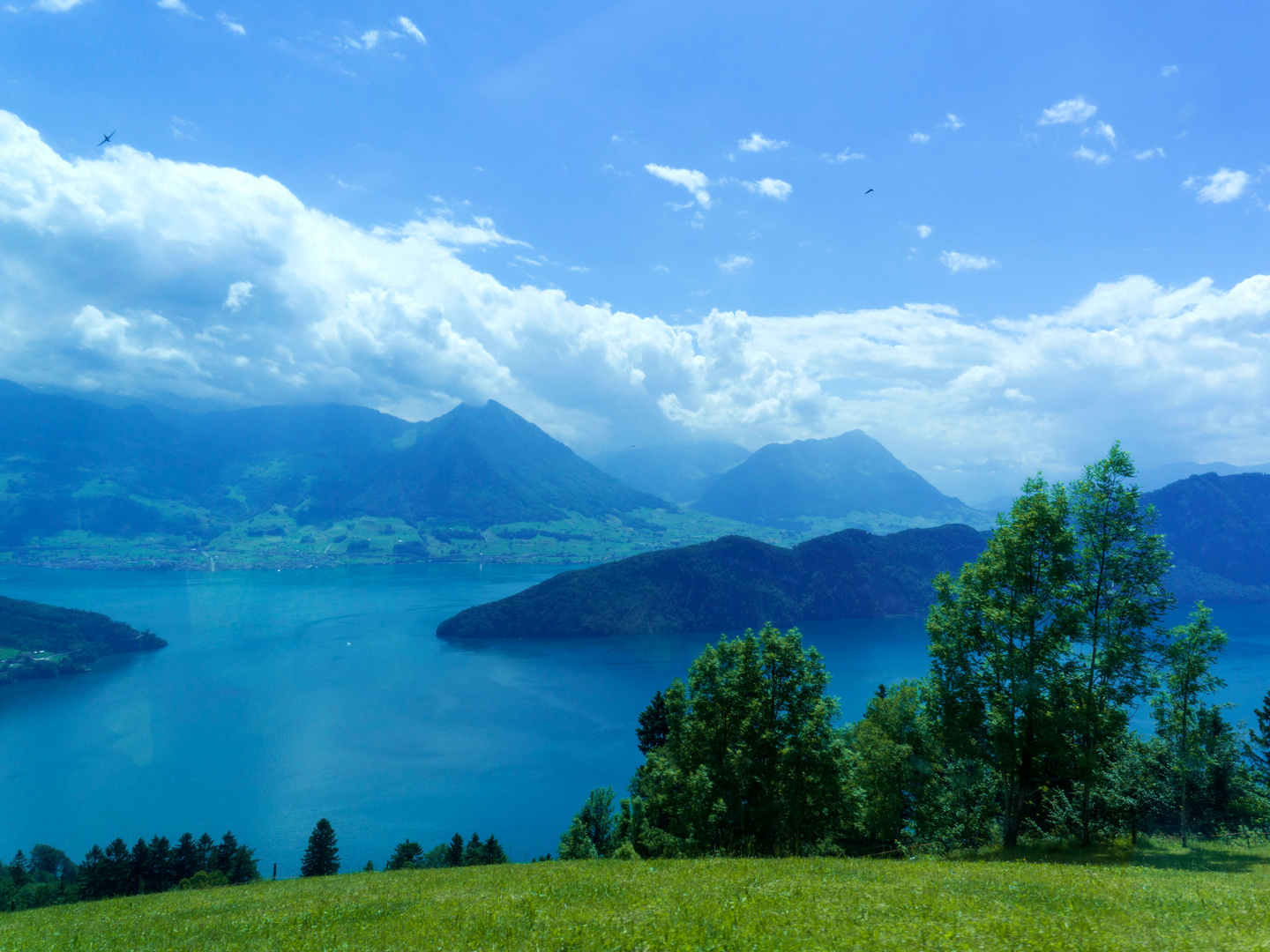 Der Vierwaldstättersee am blauen Montag