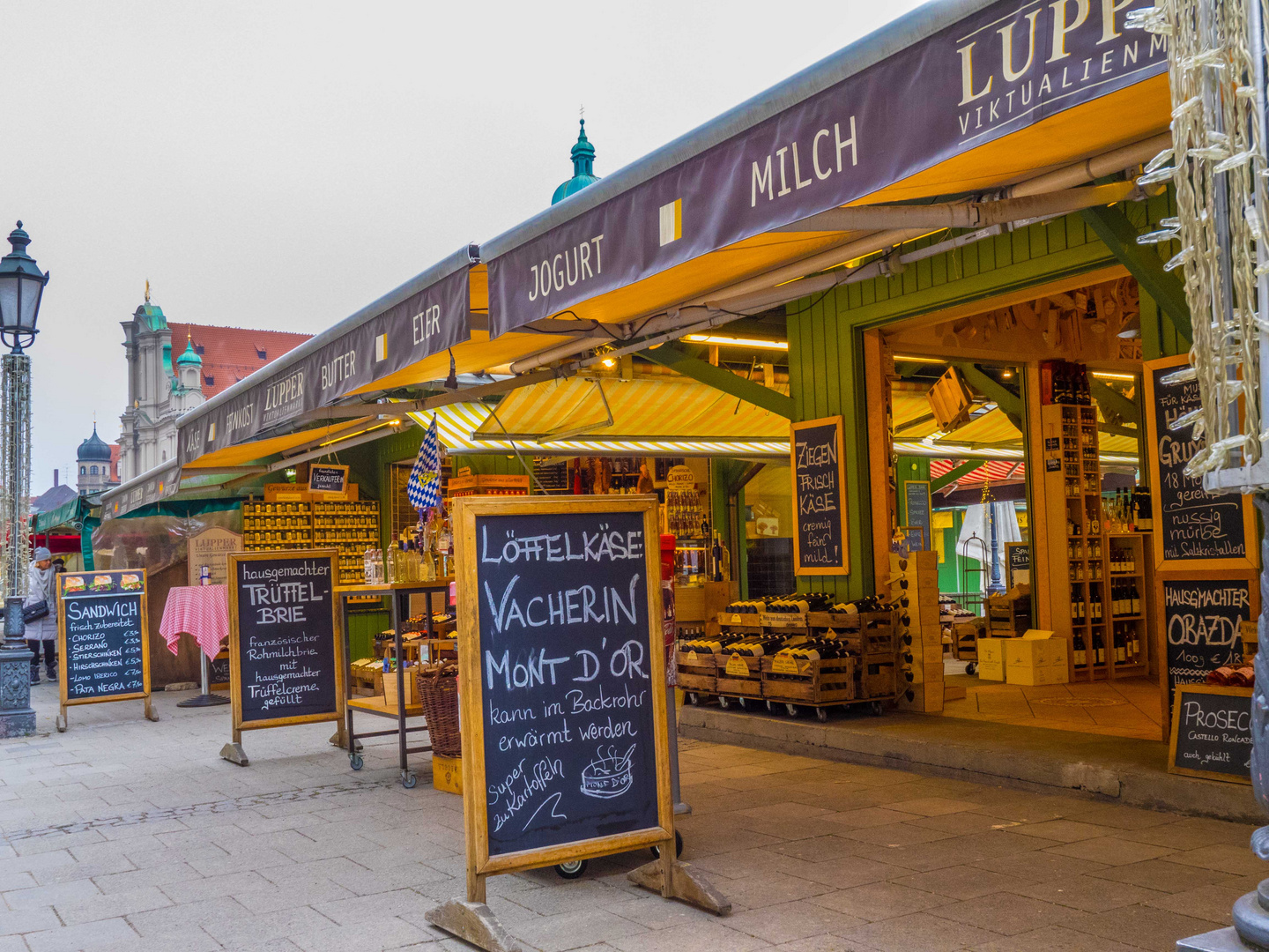 Der Viktualienmarkt in München